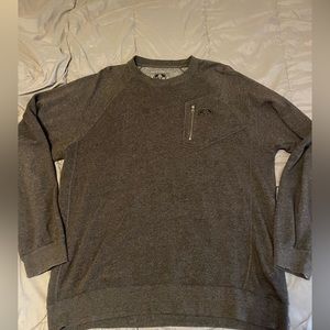 Kuiu crew neck sweatshirt